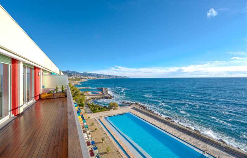 Apartmány na pobřeží v Capo Nero, Sanremo