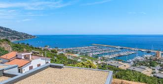 Moderní vila v Santo Stefano al Mare.