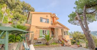 Vila s výhledem na moře v Bordighera